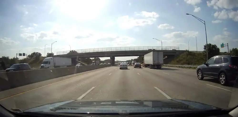 HDR dash cam video