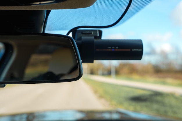 Choosing High-Resolution Dash Cameras: A Buyer’s Guide for Beginners