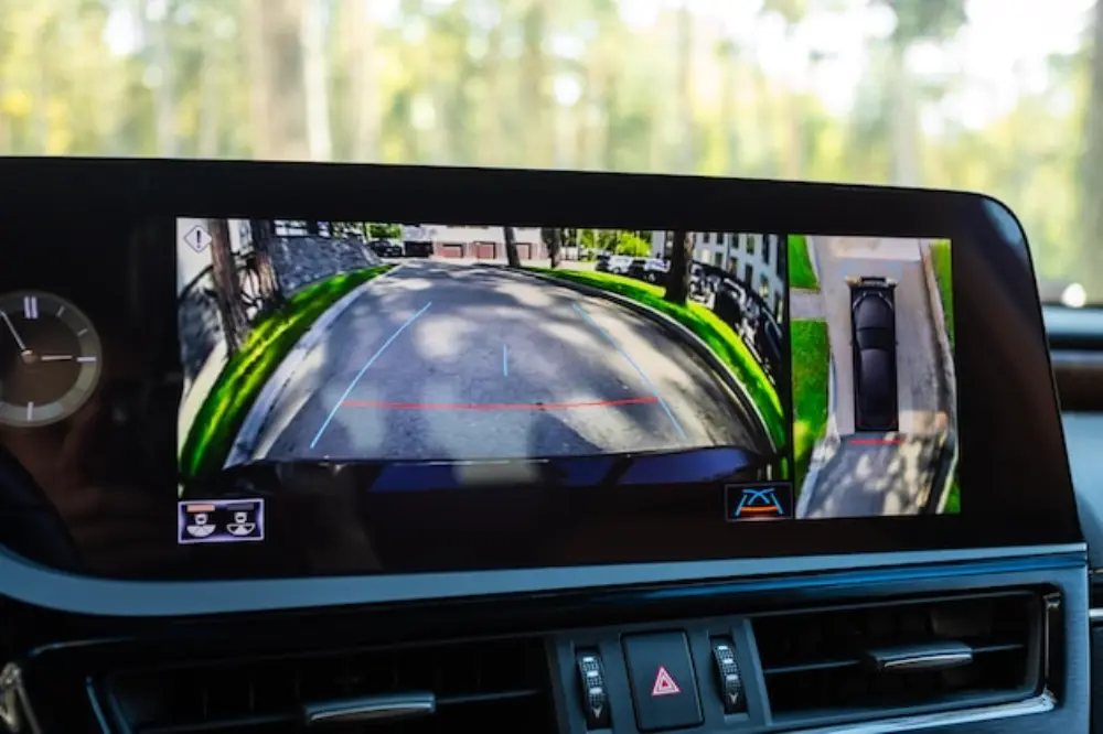 Benefits of Installing a 2 Channel Dash Cam
