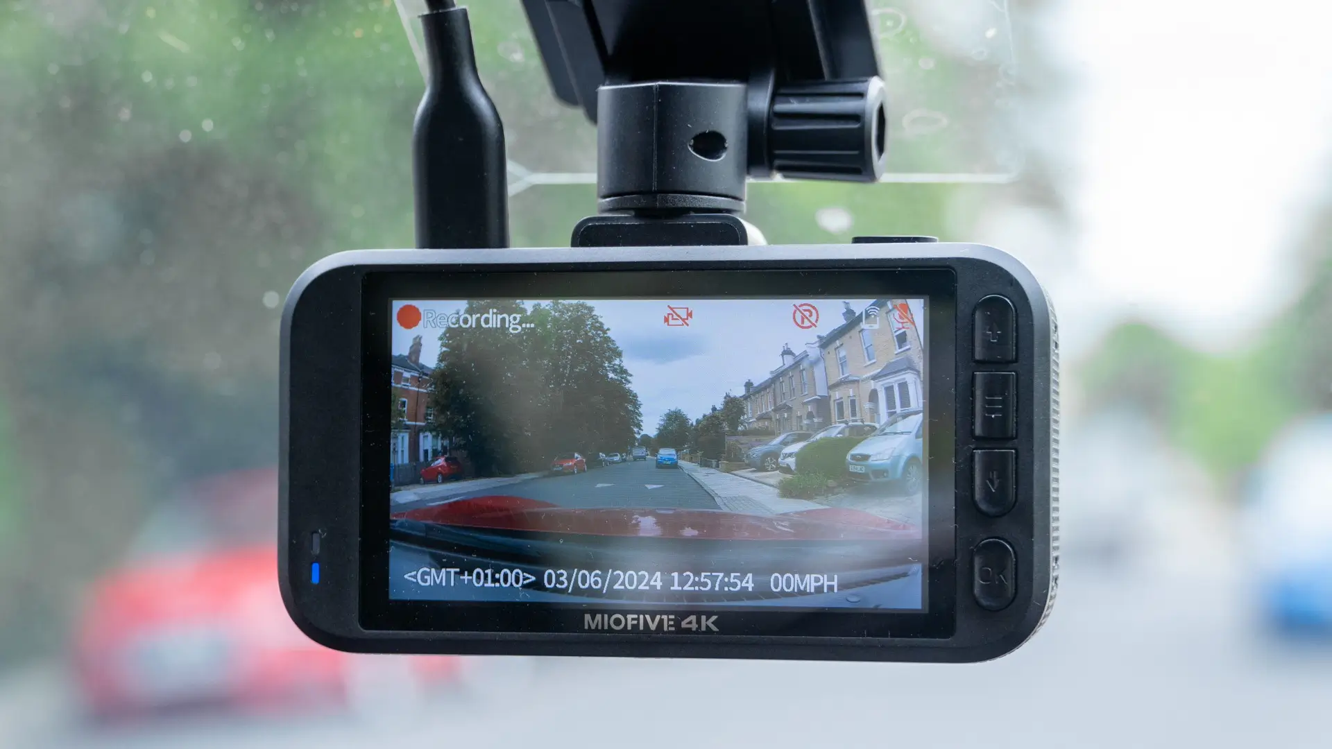 do dash cams improve road safety