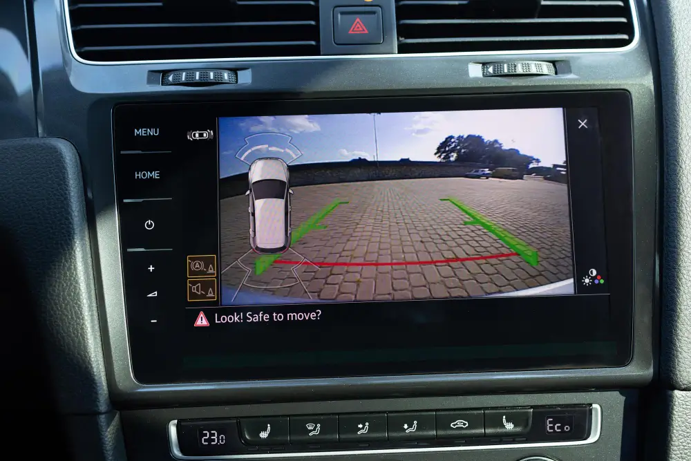 reverse camera installation in melbourne